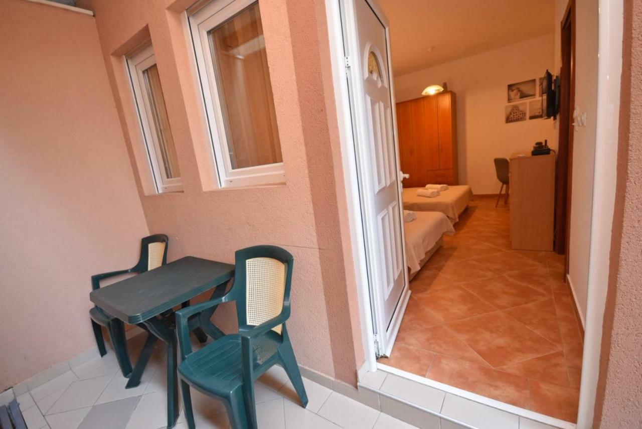 Apartment Anja Herceg Novi Exterior photo
